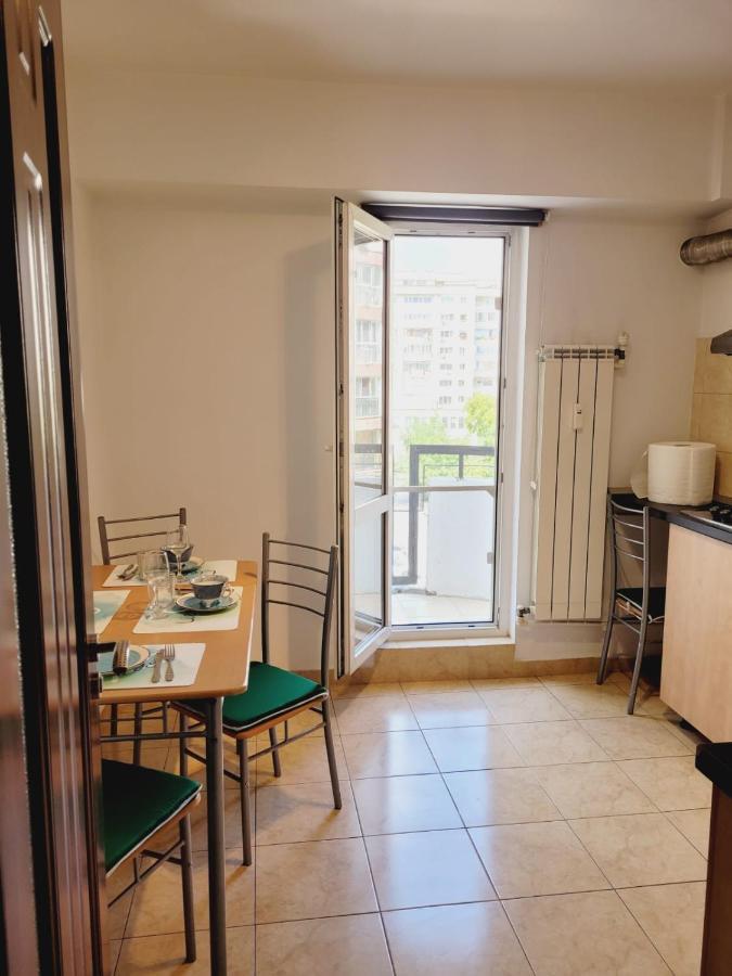 Peaceful Loft Apartment Bucharest Luaran gambar